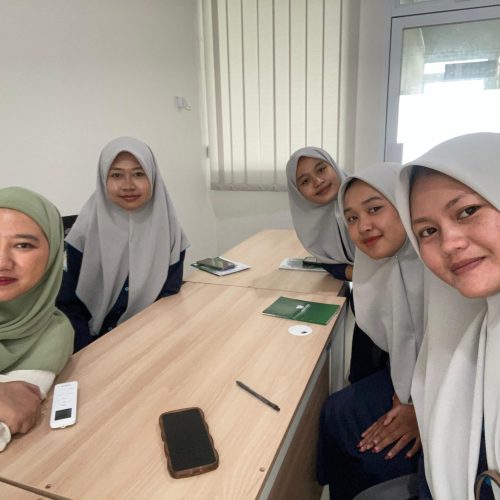 54A0C27D-9424-4D4D-B58B-BCC7BC28A9C7 - Hanifah Hanafiah